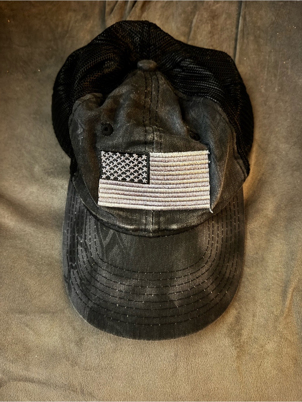 Black American Flag Mesh-Back Trucker Cap